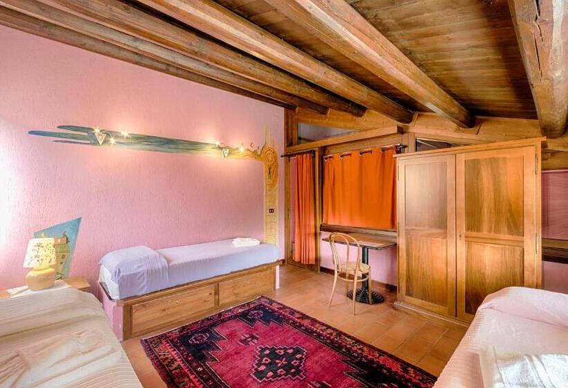 בית מלון כפרי Agriturismo Podere Villa Alessi