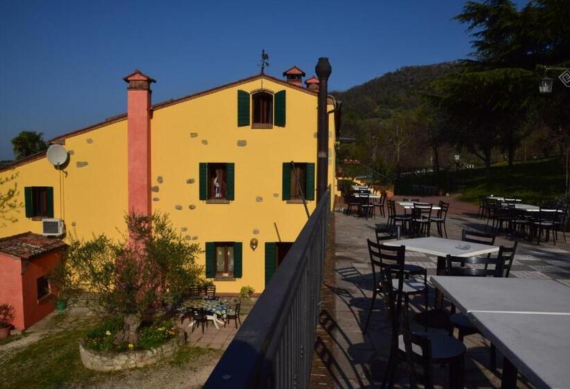 בית מלון כפרי Agriturismo Podere Villa Alessi