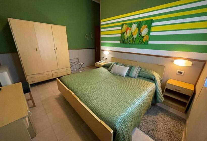 בית מלון כפרי Azzurra