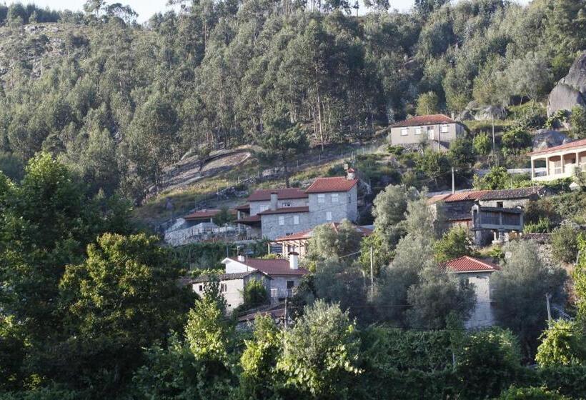 Отель Casa Das Leiras