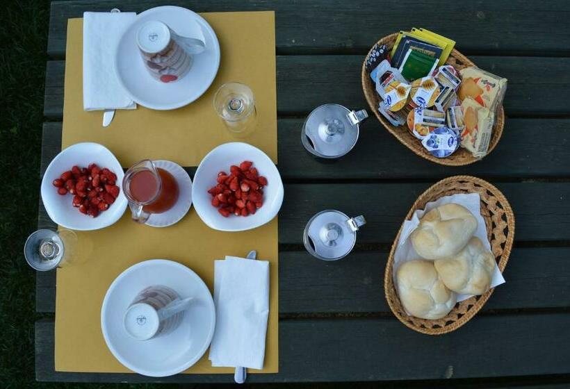 ホテル Colle Del Barbarossa