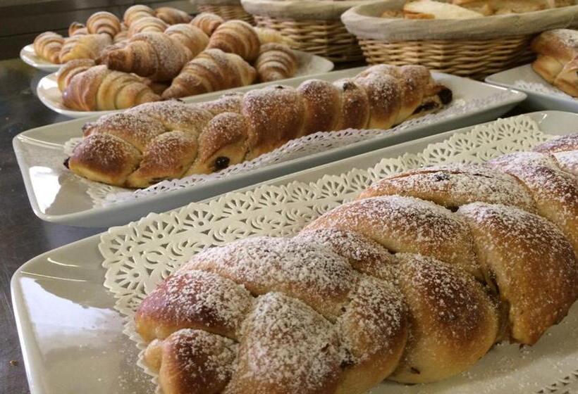 فندق Corte All'olmo