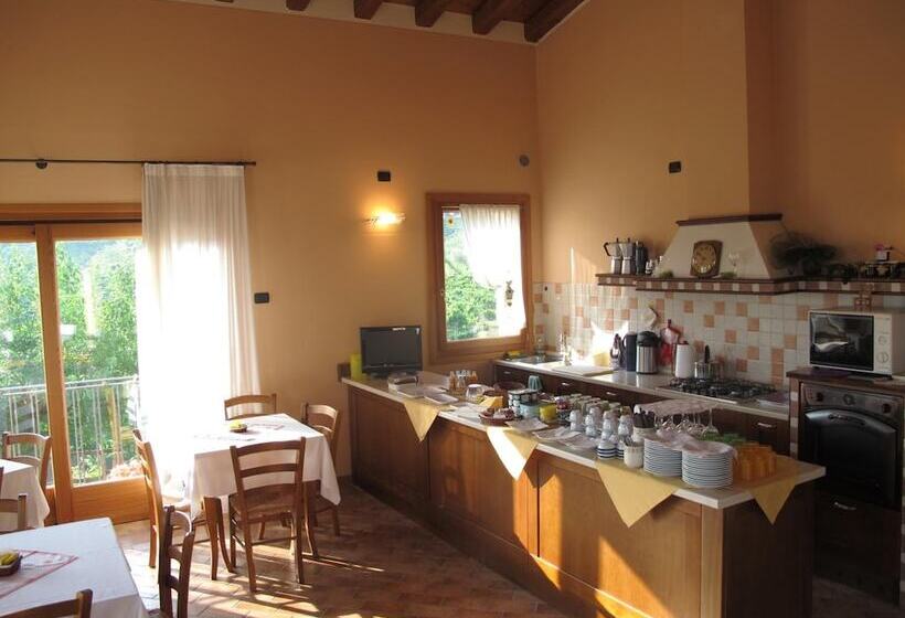 ホテル La Casa Vecchia