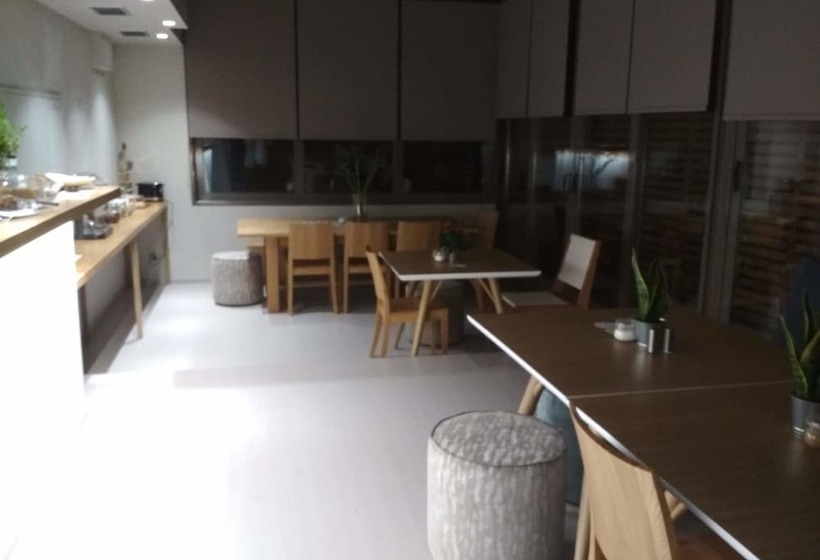 فندق Mirivili Rooms & Suites