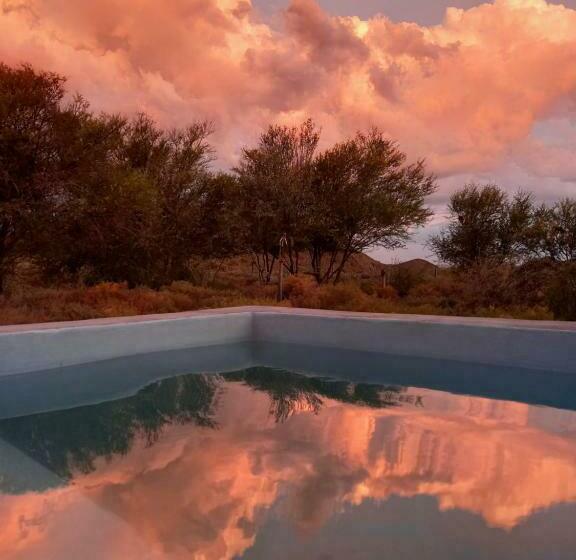 فندق Wolverfontein Karoo Cottages