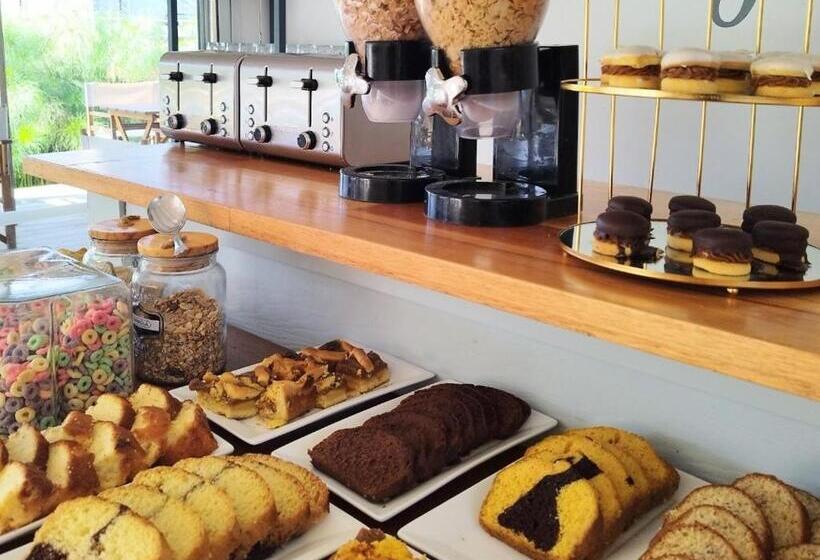 La Bonita Suites Punta Colorada