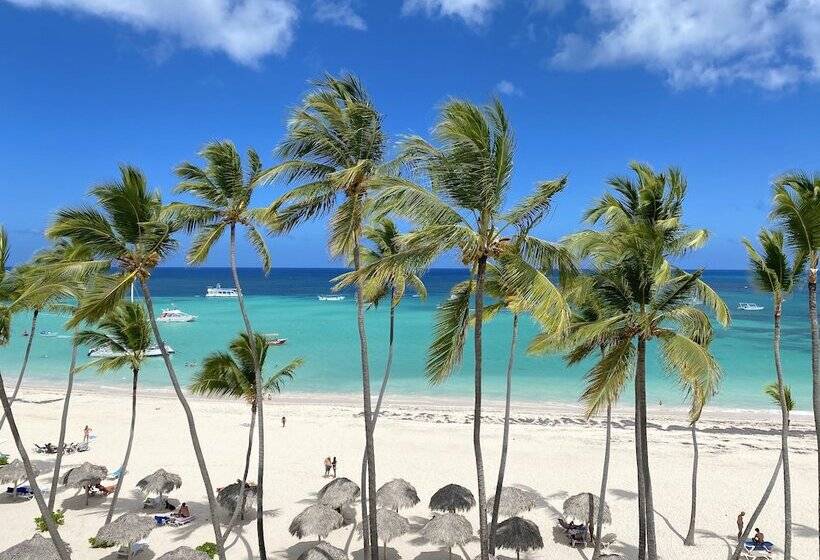 Las Terrazas Vip Pool Beach Club & Spa