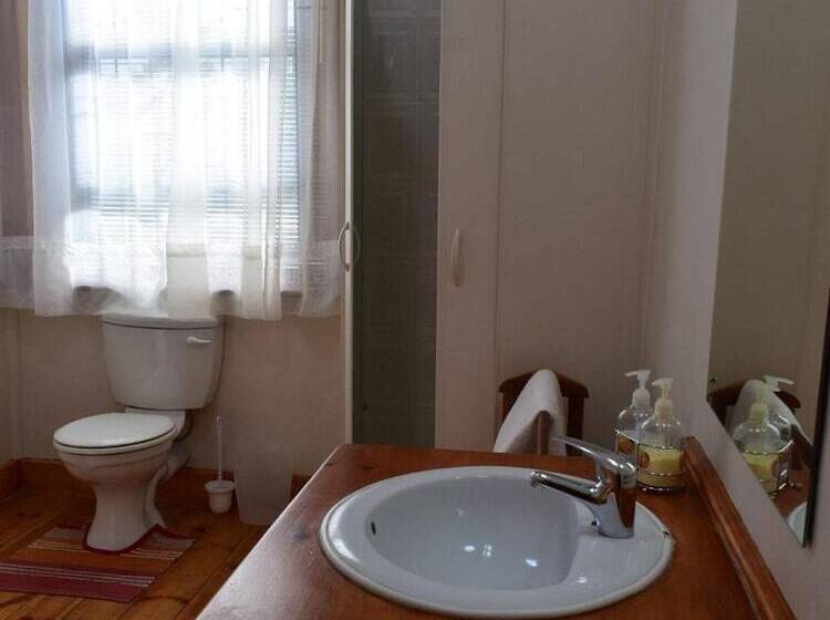 پانسیون Auberge Alouette Guesthouse