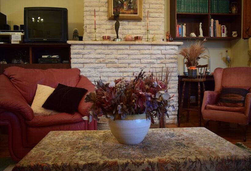 پانسیون Auberge Alouette Guesthouse