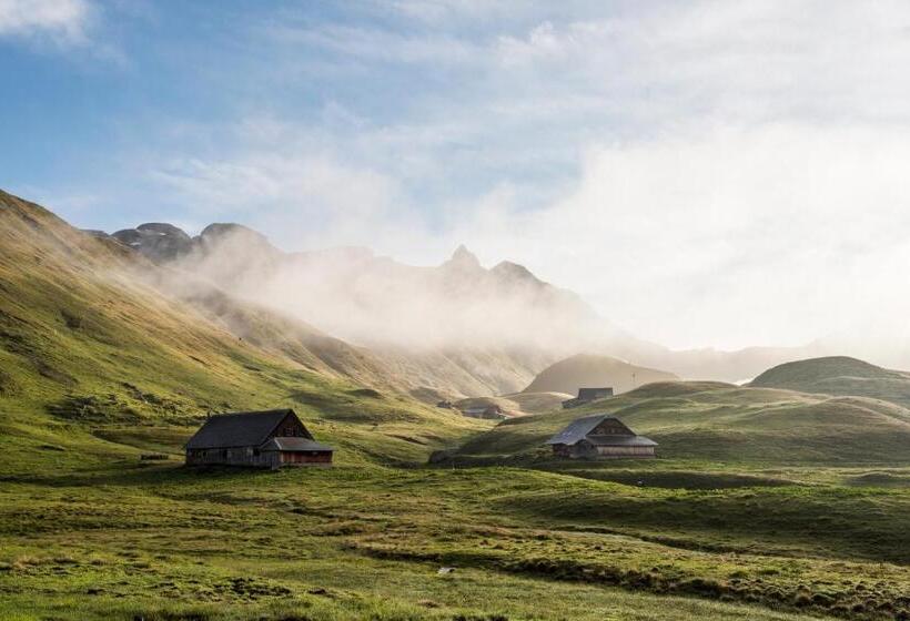 Пансион Berggasthaus Tannalp