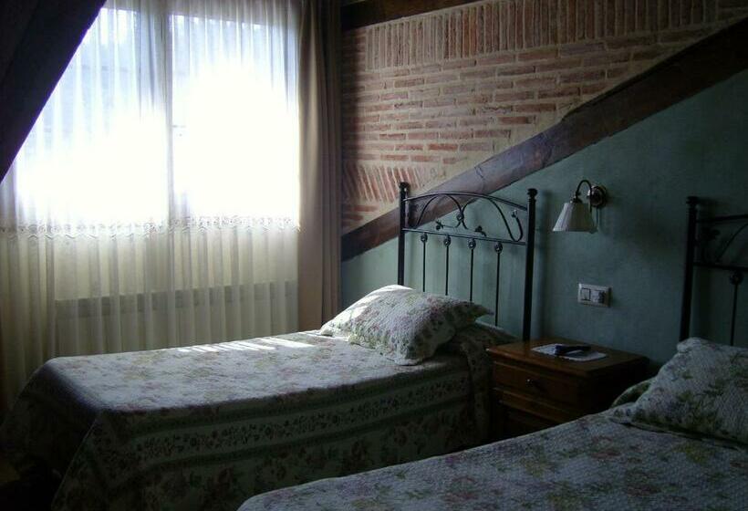 פנסיון Casa Paulino
