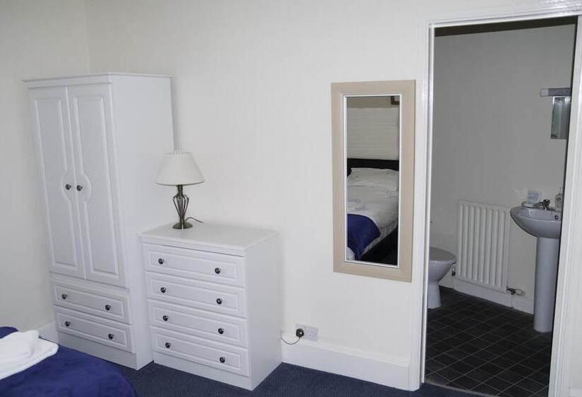 Пансион Fourways Guest House