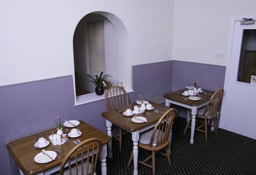 Пансион Fourways Guest House