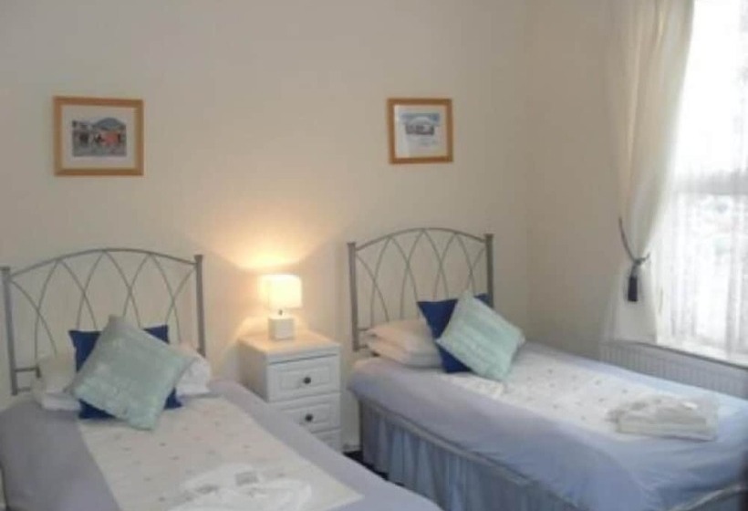 Пансион Fourways Guest House