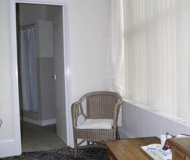 펜션 Fourways Guest House