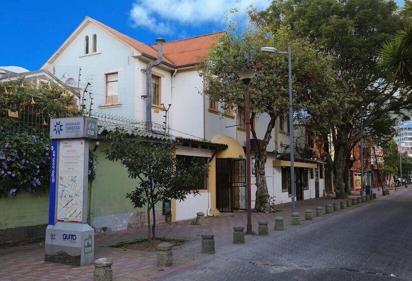 펜션 Hostal Loro Verde