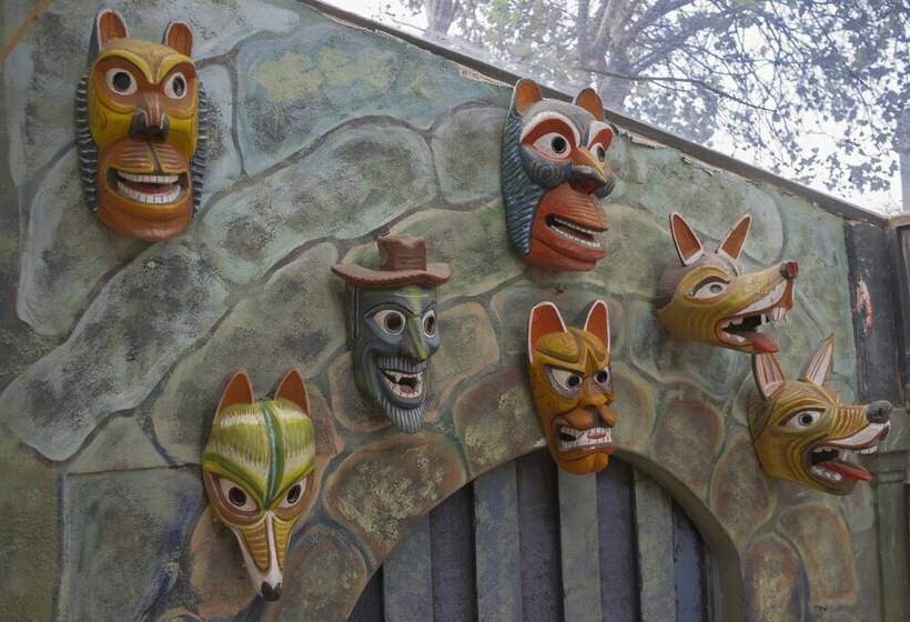 펜션 Hostal Loro Verde