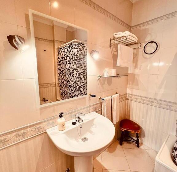 פנסיון Hostal Muriel