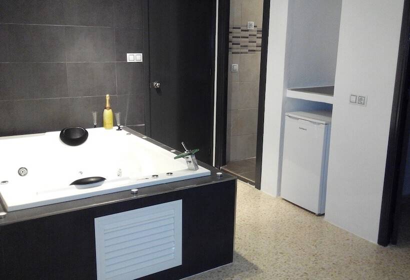 פנסיון Hostal Ocana Manilva