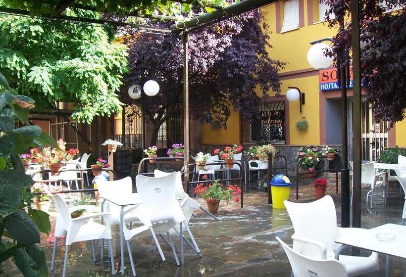 פנסיון Hostal Restaurante Solaire