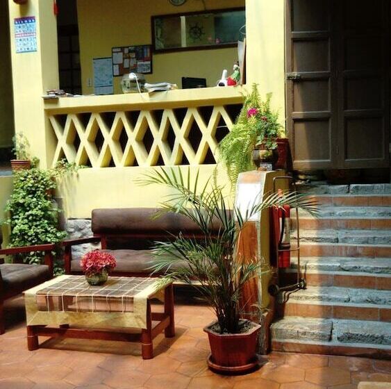 ペンション La Querencia