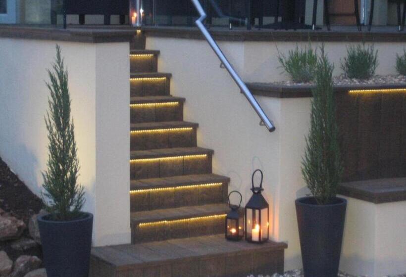 膳宿费 Lamorna Lodge