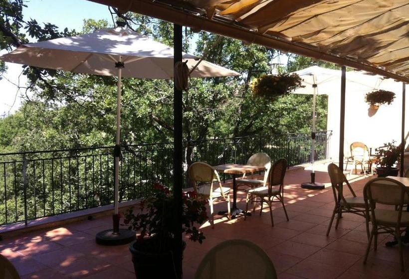 פנסיון Le Bosquet