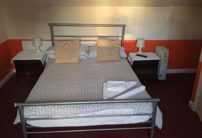 פנסיון Malvern Lodge Guest House  Close To Beach, Train Station & Southend Airport