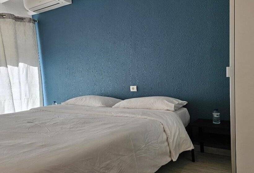 بنسيون Marinha Garden Inn   Al