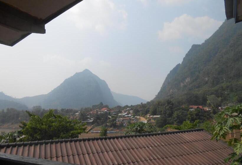 펜션 Nam Ou River Lodge