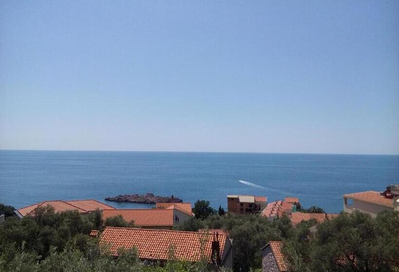 پانسیون Oaza Guest House