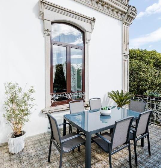 פנסיון Palacete Villa Idalina