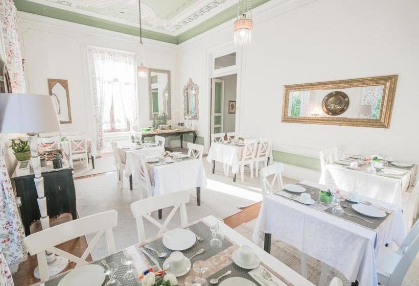 פנסיון Palacete Villa Idalina