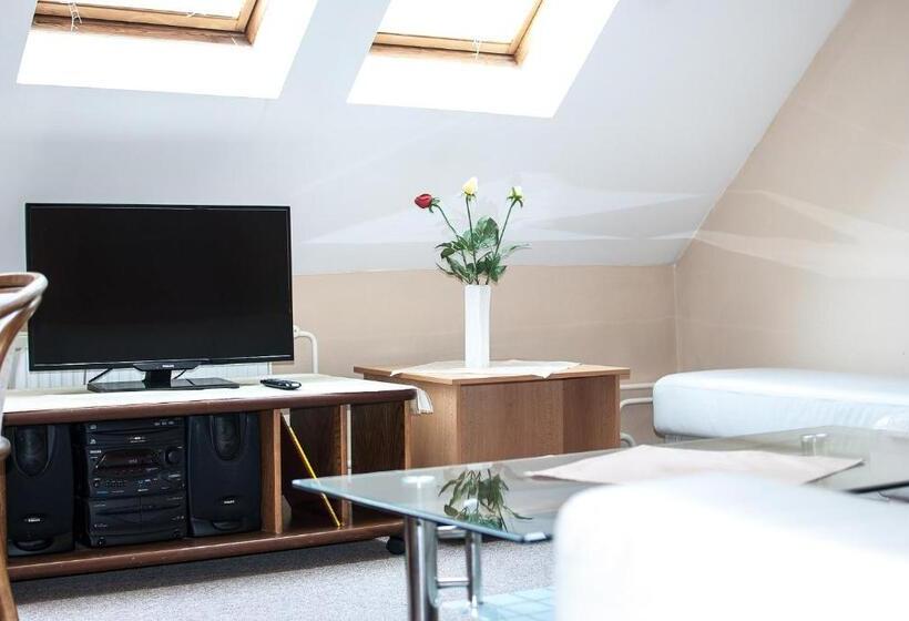 펜션 Penzión Evergreen