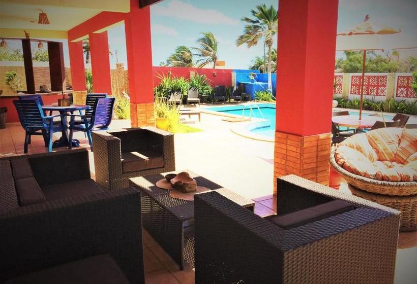 بنسيون Pousada Flamboyant Village