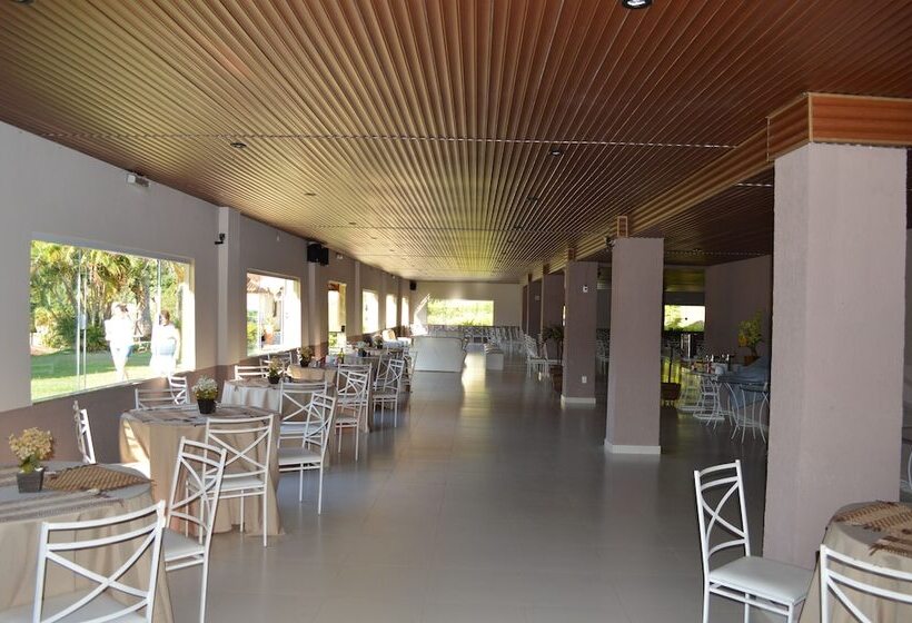 ペンション Pousada Le Sapê