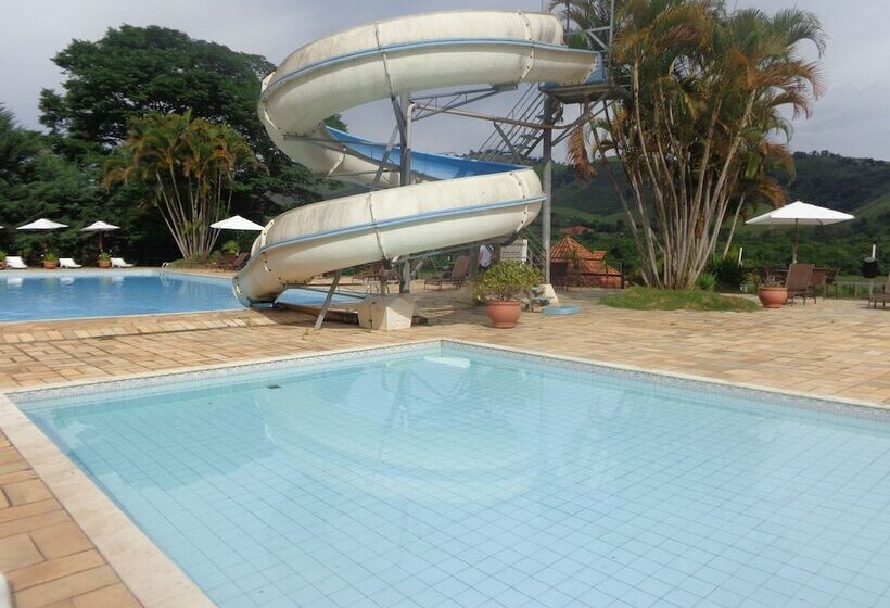 ペンション Pousada Le Sapê