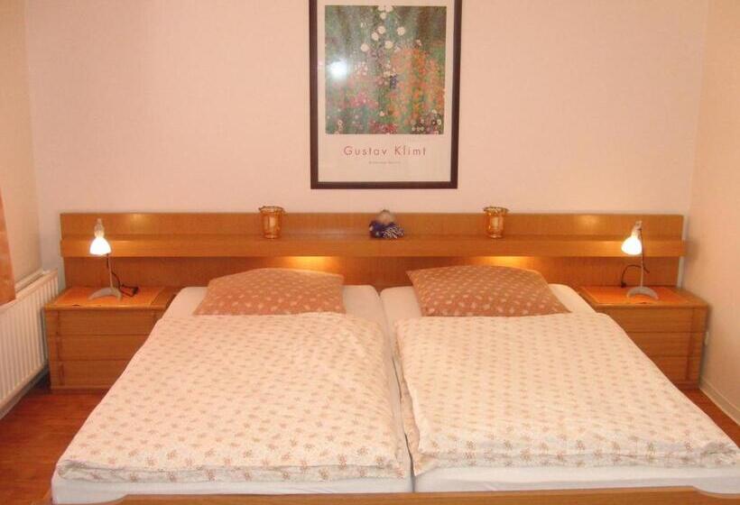 پانسیون Reiterhof Wollesen