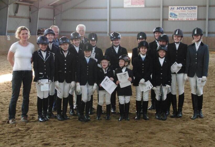 پانسیون Reiterhof Wollesen