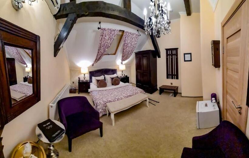 פנסיון Vila Sarada Boutique