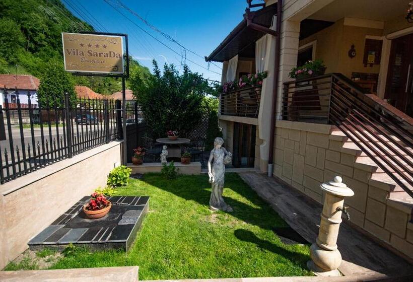 פנסיון Vila Sarada Boutique