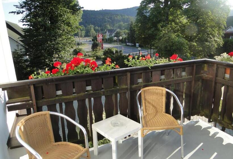 Пансион Villa žerotín Penzion Bed & Breakfast