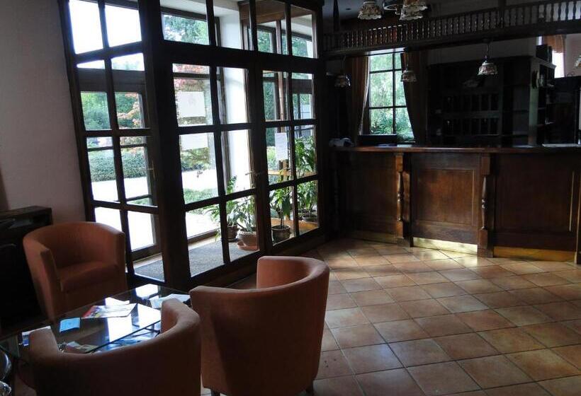 Пансион Villa žerotín Penzion Bed & Breakfast