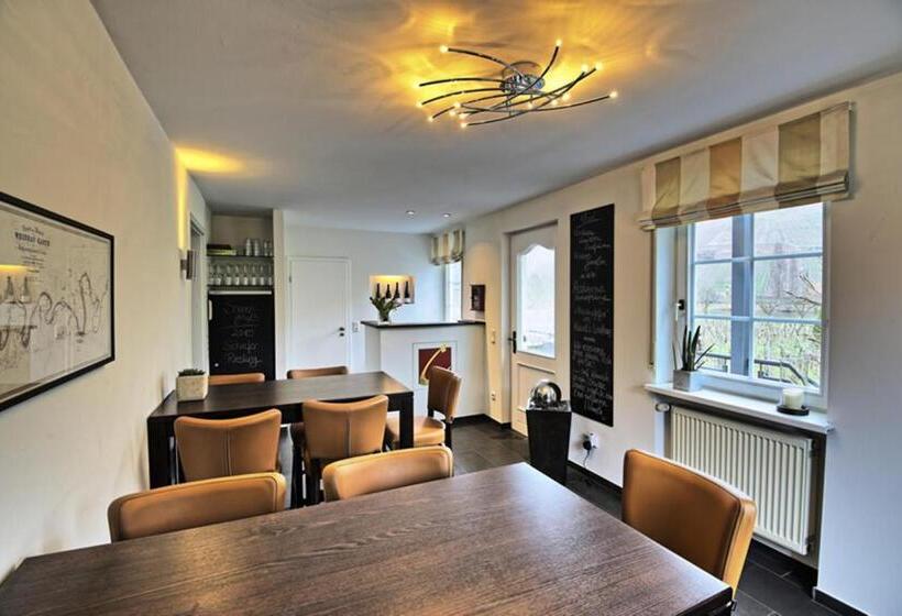 פנסיון Weingut & Gästehaus Christoph Clüsserath