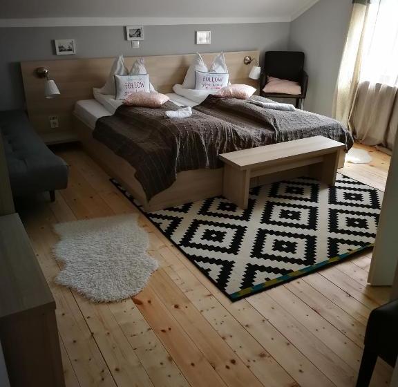 Pensiune Restaurant La Cassa