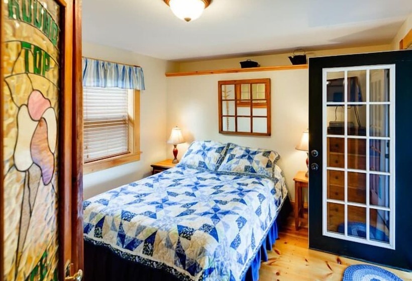 Общежитие Beach Cottage Inn