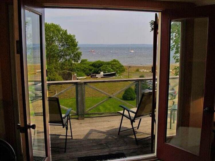 Общежитие Beach Cottage Inn