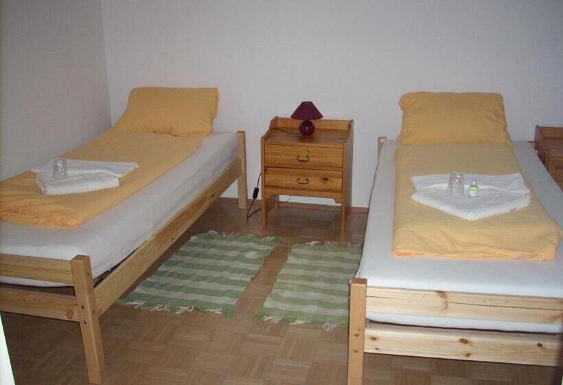 فندق صغير Gasthof Moser