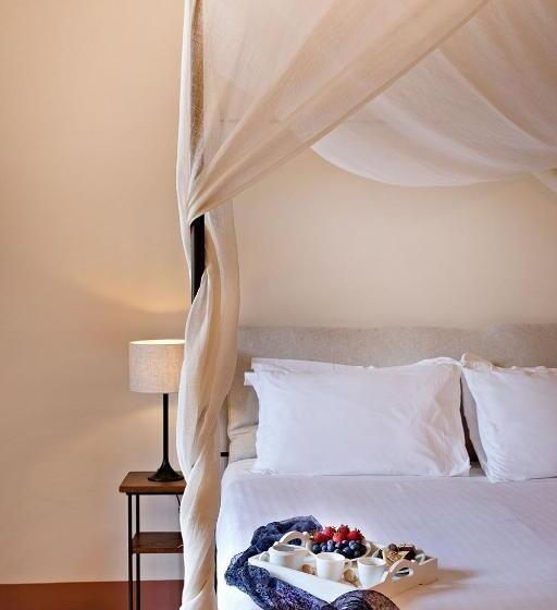 ホテル Palazzo Massaini   La Pieve