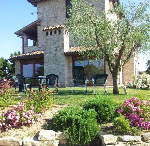 Отель Agriturismo La Torraccia